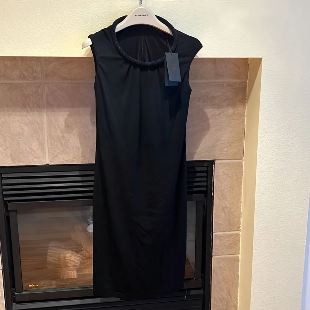 Burberry LBD - Picture 4 of 8